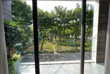 ban-cong-san-vuon-truc-dien-cong-vien