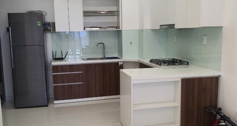 bep can ho can cho thue 810x430 - Bán căn hộ chung cư Saigon South, 71m2, tầng trung, giá 3.650 tỷ, nội thất đầy đủ.