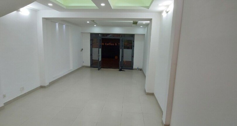 can ban can nha phuong phu my q7 sai gon 12 810x430 - Cần Bán Căn Nhà Ngang 5 m Dài 16m Phường Phú Mỹ 1 Trệt 3 Lầu Giá 12,6 tỷ