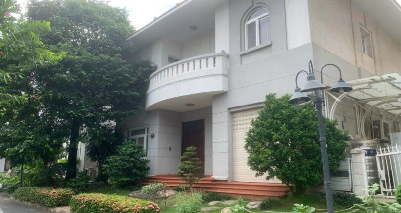 can canh nha biet thu phu gia cho thue 810x430 - Giá cho thuê nhà đất Khu biệt thự Phú Gia T7/2023