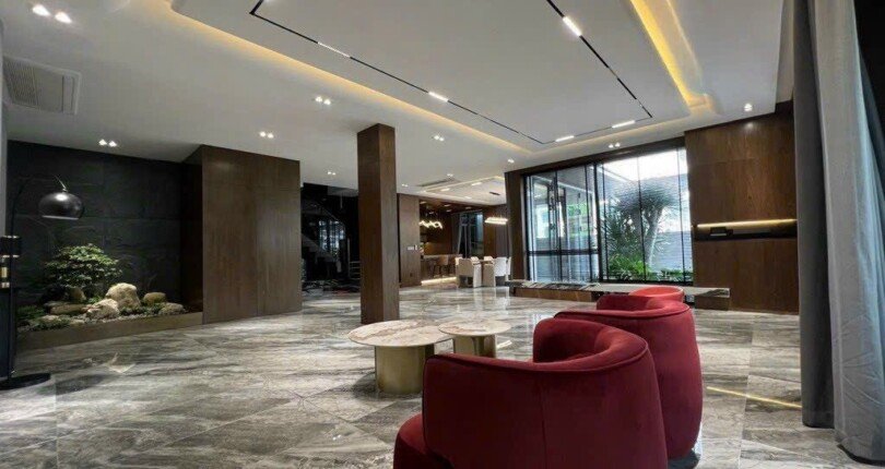 can canh phong khach tang tret 810x430 - Mua bán nhà Biệt thự tứ lập Khu Mỹ Gia 1, Quận 7 T7/2023 giá rẻ