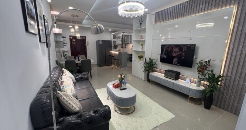 cho thue can ho sky garden 2 37 810x430 - Cho thuê nhanh căn hộ Sky Garden 2. Căn góc 91m2- Nhà đẹp- Nội thất mới 3 Phòng Ngủ Giá 20 Triệu/Tháng