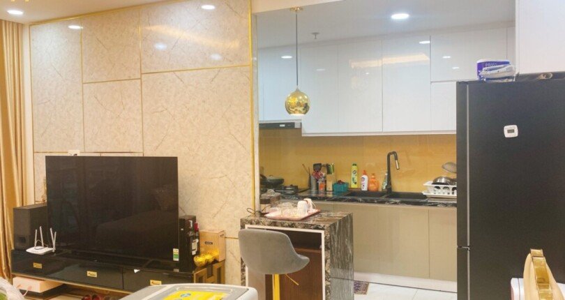 hinh anh phong khach can ho ban 1 810x430 - Bán căn hộ chung cư Green Valley , 89m2, 02pn, giá 4.650 tỷ, nội thất đầy đủ, nhà đang có hợp đồng thuê.