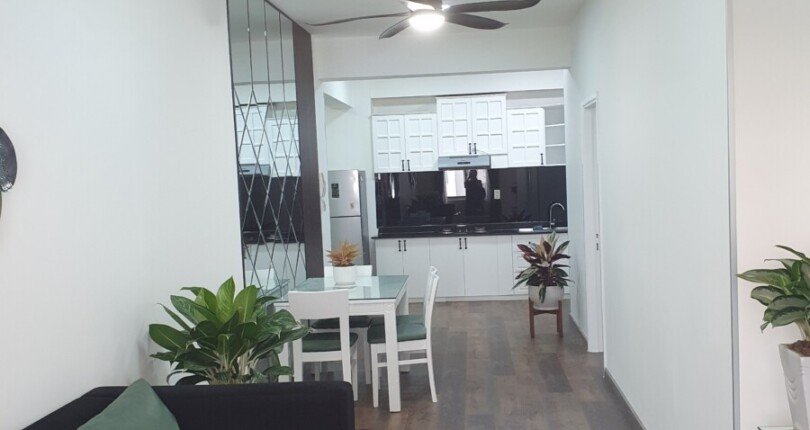 khong gian phong khacha 810x430 - Cần Bán Căn Hộ Hưng Vượng, 2 phòng Ngủ, 2wc, 70m2, giá 2,95 tỷ