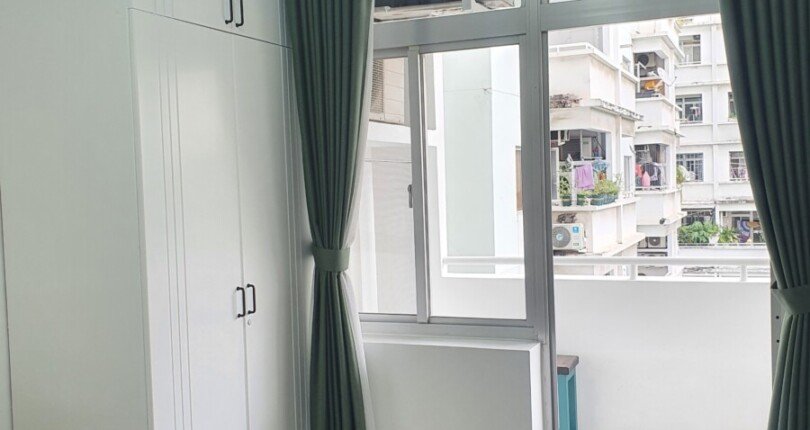 khu vuc ban cong 810x430 - Cần Bán Căn Hộ Hưng Vượng, 2 phòng Ngủ, 2wc, 70m2, giá 2,95 tỷ