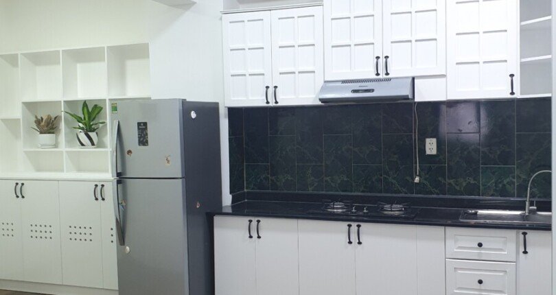 khu vuc bep 810x430 - Cần Bán Căn Hộ Hưng Vượng, 2 phòng Ngủ, 2wc, 70m2, giá 2,95 tỷ