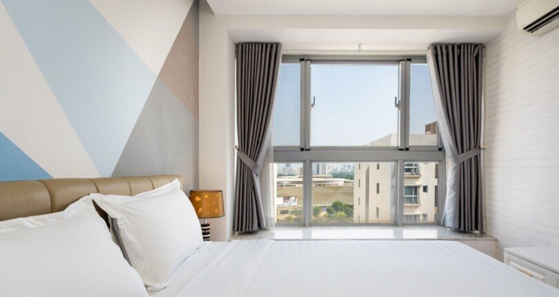 phong ngu can ho ban 810x430 - Bán căn hộ chung cư Scenic Valley 1, 77m2, nhà đẹp, giá 4.250 tỷ, nhà đang có hợp đồng thuê 19tr/tháng.
