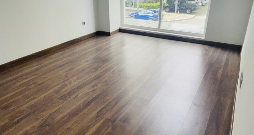 tang 2 shop can cho thue 810x430 - Cho thuê Shop chung cư Happy Premier, 150m2, giá 2.500usd/tháng, nội thất đầu tư cơ bản.