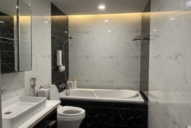 toilet-phong-ngu-master-co-bon-tam-nam