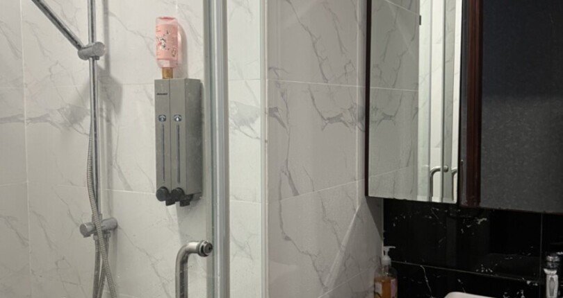 toilet trong can ho 810x430 - Bán gấp căn hộ Green Valley, 120m2, 3pn, nội thất cao cấp, giá 6 tỷ rẻ nhất thị trường