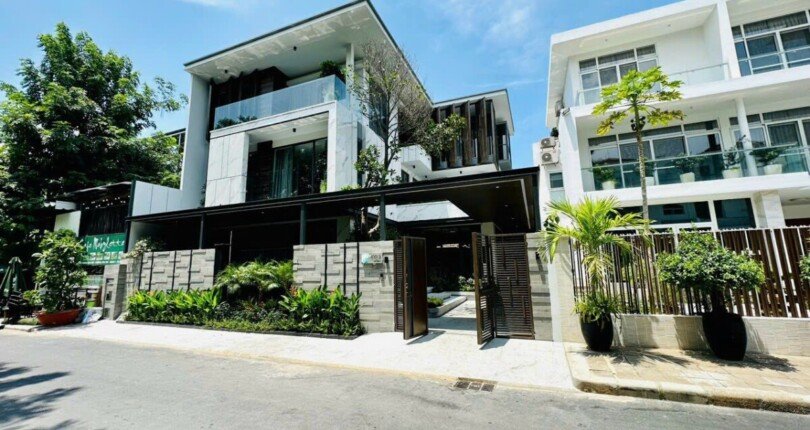 vi tri nha khu biet thu phu my hung ban tren duong noi khu my gia 1 810x430 - Mua bán nhà đất Khu biệt thự Phú Mỹ Hưng T7/2023