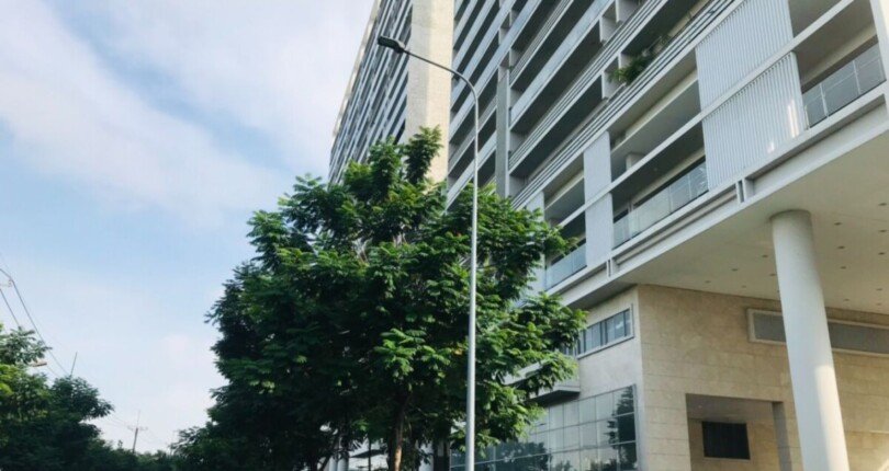 vi tri scenic valley1 toa lac tren duong ton dat tien 810x430 - Duy nhất Penthouse Scenic Valley 1 cần bán gấp trong tháng 7/2023