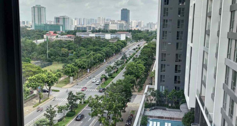 view can ho nhin truc dien ho boi noi khu 810x430 - Bán gấp căn hộ B9.10 Chung cư The Ascentia Phú Mỹ Hưng T7/2023 giá rẻ