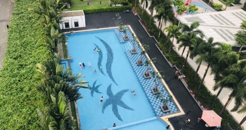 view can ho truc dien ho boi noi khu 810x430 - Bán gấp căn hộ Happy valley, 100m2, căn góc, giá 5,1 tỷ - rẻ nhất thị trường