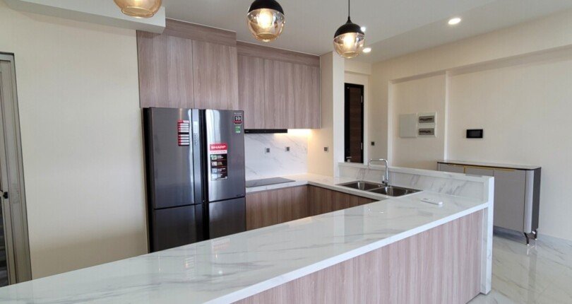 z4511903129471 918910ef0320dd4f8e75df602d67db49 810x430 - Cho thuê căn hộ cao cấp Midtown The Symphony 3PN, 2WC, View sông, Full nội thất sang trọng - Giá: 1800/ Tháng