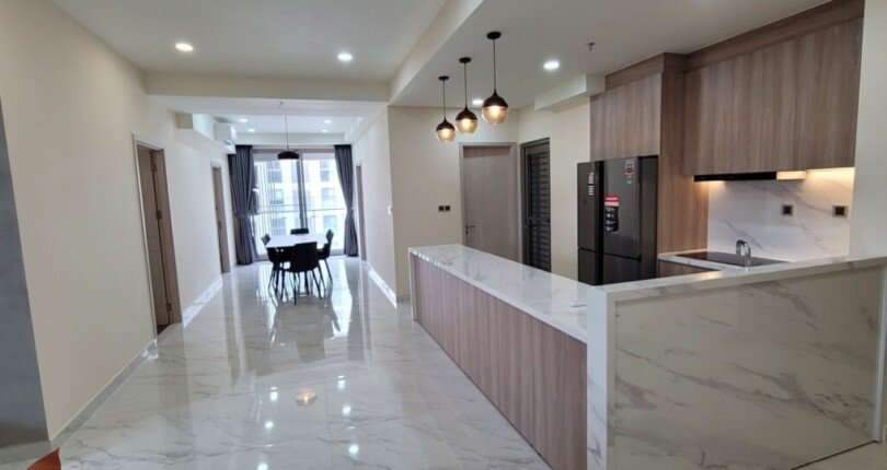 z4511903136276 a1c9049eddf4b01f3c3830c500e98365 810x430 - Cho thuê căn hộ cao cấp Midtown The Symphony 3PN, 2WC, View sông, Full nội thất sang trọng - Giá: 1800/ Tháng