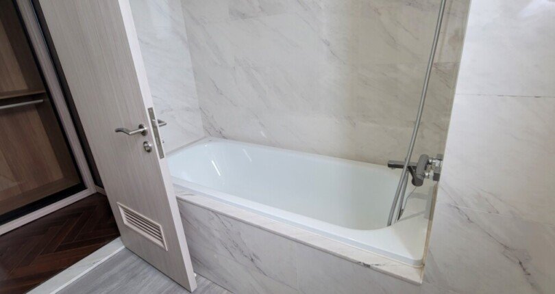 z4511903163733 184bb8f9b2d96b3d888a5821709eb32e 810x430 - Cho thuê căn hộ cao cấp Midtown The Symphony 3PN, 2WC, View sông, Full nội thất sang trọng - Giá: 1800/ Tháng