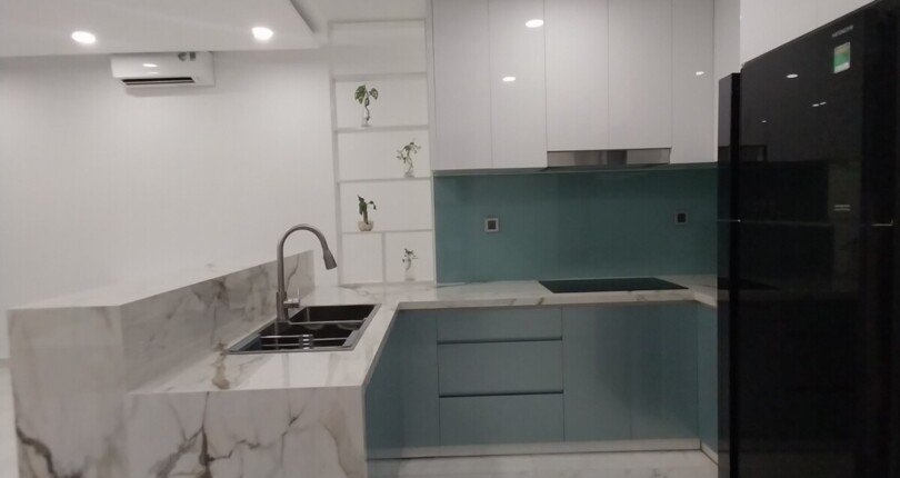 z4512855640168 462e79df66f201d8e875fb9e9d3000a5 810x430 - Cho thuê căn hộ cao cấp Midtown The Symphony 2PN, 2WC, Full nội thất sang trọng - Giá: 30Tr/Tháng