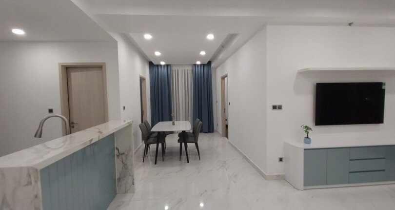 z4512855662831 d8d2e2c3587b431dc4b84ae9269b34ed 810x430 - Cho thuê căn hộ cao cấp Midtown The Symphony 2PN, 2WC, Full nội thất sang trọng - Giá: 30Tr/Tháng