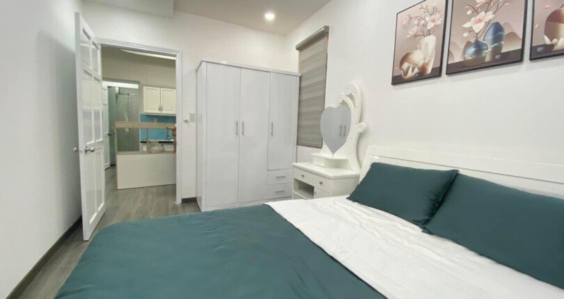 ban can ho sky garden 3 2 4 810x430 - Bán căn hộ Sky Garden 3. DT 68m2-Tone Trắng- Đầy đủ nội thất- Nhà trống vào ở ngay- Giá bán 2,9 Tỷ