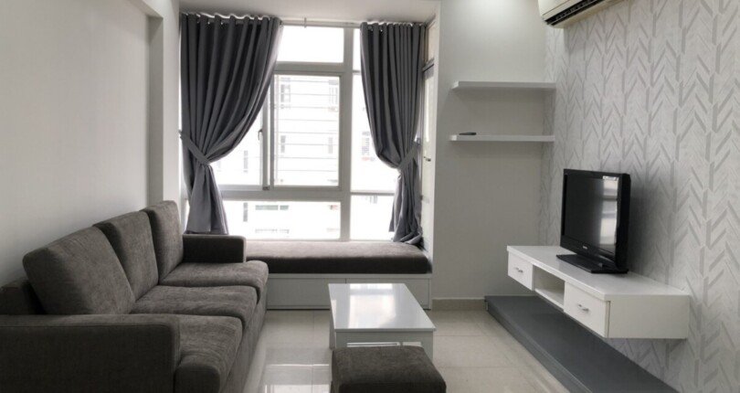 ban can ho sky garden 3 4 810x430 - Chuyển nhượng căn hộ Sky Garden 3. DT 68m2 lầu cao vút- Nội thất mới cứng cáp- Hợp đồng thuê cao- Giá 2,950 Tỷ