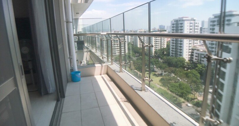 ban cong can ho thang va dai noi phong khach va phong ngu 810x430 - Mua bán căn hộ Chung cư Riverpark Premier T8/2023 giá rẻ