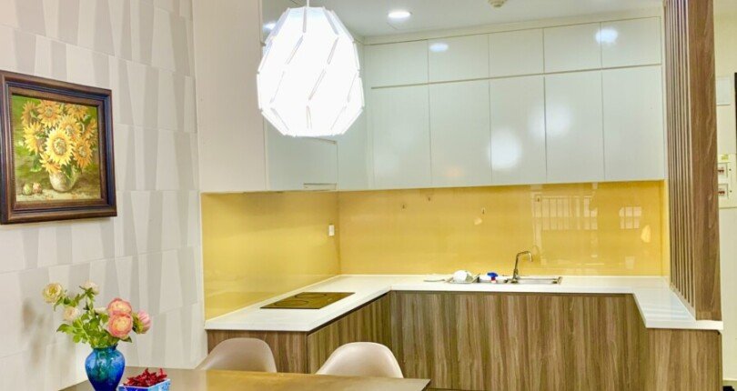 bep can ho cho thue 2 810x430 - Cho thuê nhanh căn hộ chung cư Sunrise Riverside, 03pn, giá 14tr/tháng, nội thất đầy đủ.