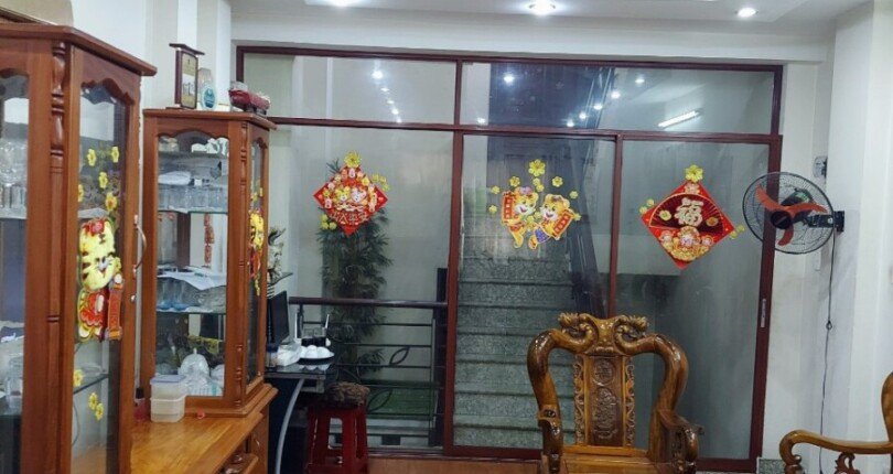 cho thue nha lam can ho go vap bao gom 8pn 8wc gia 35 810x430 - Cho Thuê Nhà Nguyên Căn Làm CHDV 8pn.8wc, giá 35 triệu (thương lượng)