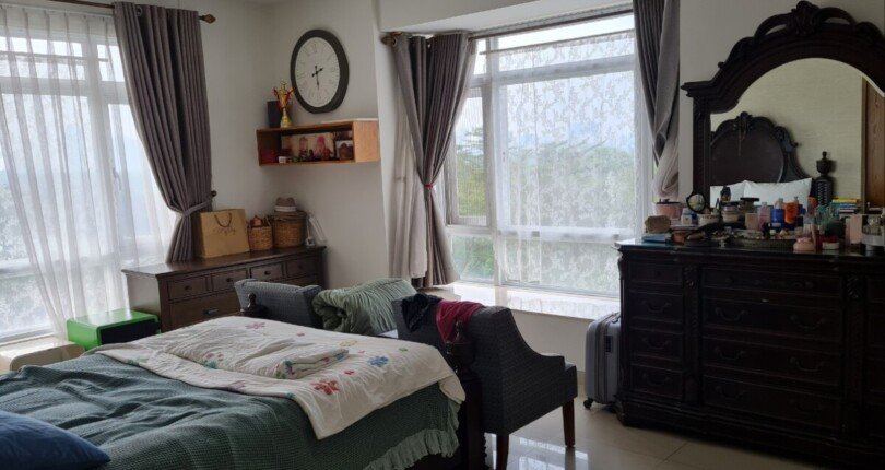 hinh anh phong ngu master trong can ho ban 810x430 - Giá bán căn hộ Chung cư Riverside Residence Quận 7 T8/2023