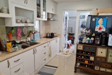 khong-gian-bep-rong-rai