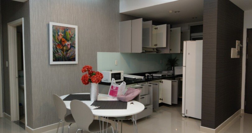 khong gian bep va phong an 3 810x430 - Bán căn hộ Chung cư Riverside Residence Block A giá 4,450 tỷ