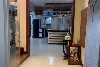 khong-gian-phong-khach-tang-tret