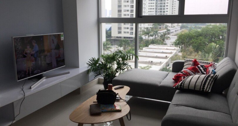 phong khach can ho ban 12 810x430 - Chỉ 3.850 tỷ, sở hữu căn hộ chung cư Scenic Valley 2, 77m2, nội thất đầy đủ, nhà đang có hợp đồng thuê.