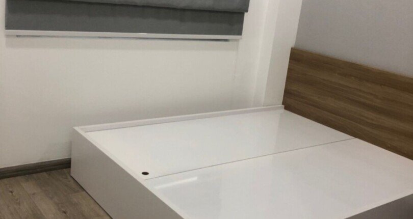 phong ngu can ho ban 6 810x430 - Cần bán căn hộ chung cư Scenic Valley 2, 77m2, tầng cao, giá 3.990 tỷ, nội thất đầy đủ.