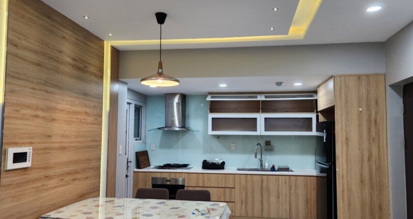 z4611772163987 b9d106cdd896a3333e8aa8ec2b330870 810x430 - Cho thuê căn hộ chung cư Happy Valley , 101m2, 03pn, giá 1.200usd/tháng, nhà đang trống, view sông, thoáng, mát.