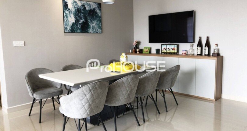 z4622433430982 b73dc449f6caf2bdca2c51c668743b25 810x430 - 3 Bedrooms Apartment for rent in Riverpark Premier, Phu My Hung District 7. 133sqm full furniture, high floor, nice view