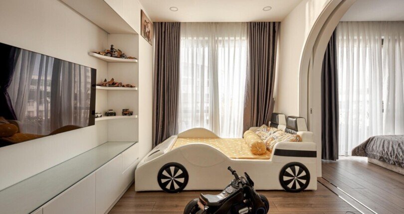 z4625784331887 b0f434d26cf62871706453c1a88237d5 810x430 - Cần bán căn hộ cao cấp Riverpark Premier Phú Mỹ Hưng, Quận 7. Dt 133m2, 3PN 2WC nhà đẹp, lầu cao, view hồ bơi và sông. Bán giá 12,5 tỷ