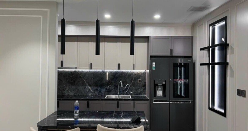 z4649516405715 39c083168fbdddda4b723d5f167d668f 810x430 - Bán gấp căn hộ cao cấp Riverpark Premier Phú Mỹ Hưng, Quận 7. Dt 124m2, 2PN 2WC nhà đẹp, giá tốt chỉ 10 tỷ