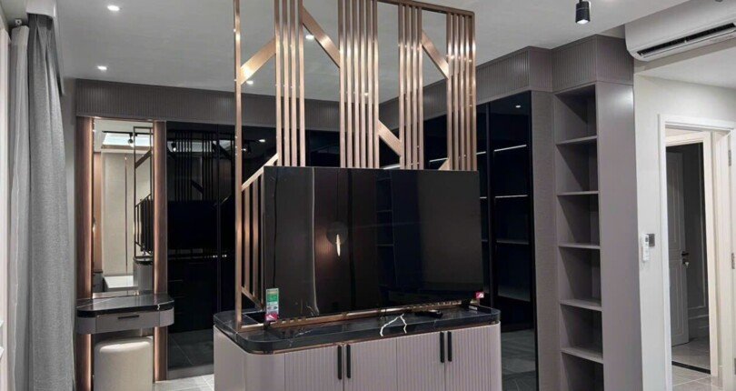 z4649516431194 68a59e7df28a602f2e3102489caf21f3 810x430 - Bán gấp căn hộ cao cấp Riverpark Premier Phú Mỹ Hưng, Quận 7. Dt 124m2, 2PN 2WC nhà đẹp, giá tốt chỉ 10 tỷ