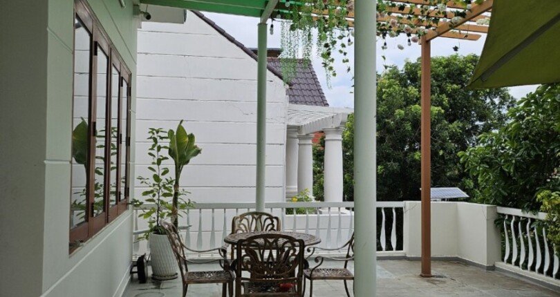 36EFBAB4 8FDA 4D6C A4ED 9F023D89C7AA 810x430 - Biệt thự Phú Mỹ Hưng cần cho thuê Nhà đầy đủ nội thất cao cấp, sân đậu xe 2 chiếc, 5 phòng ngủ lớn Vị trí: đường nội Khu Nam Thông, PMH, Q7 Giá cho thuê: 1900$