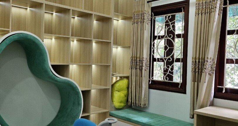 E0FE3C92 6DA4 4DA4 8AF5 CEFFF630E0CD 810x430 - Biệt thự Phú Mỹ Hưng cần cho thuê Nhà đầy đủ nội thất cao cấp, sân đậu xe 2 chiếc, 5 phòng ngủ lớn Vị trí: đường nội Khu Nam Thông, PMH, Q7 Giá cho thuê: 1900$