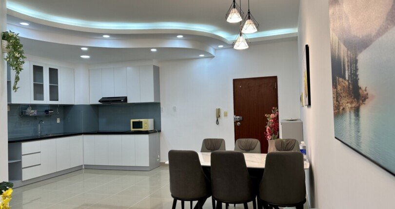 ban can ho sky garden 1 7 810x430 - Bán nhanh căn hộ Sky Garden 1. DT 88m2 Nhà đẹp mới Decor- 3 phòng ngủ- Lầu cao- Giá 3.450 Tỷ