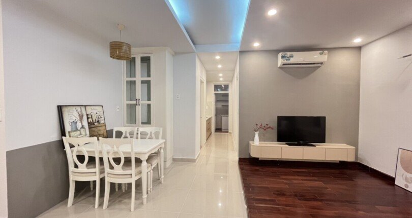 ban can ho sky garden 3 10 2 810x430 - Bán nhanh căn hộ Sky Garden 3. DT 70m2 View không bị chắn, Nhà đẹp- rất thoáng- 2 Phòng- Nội thất mới- Giá 2.950 Tỷ