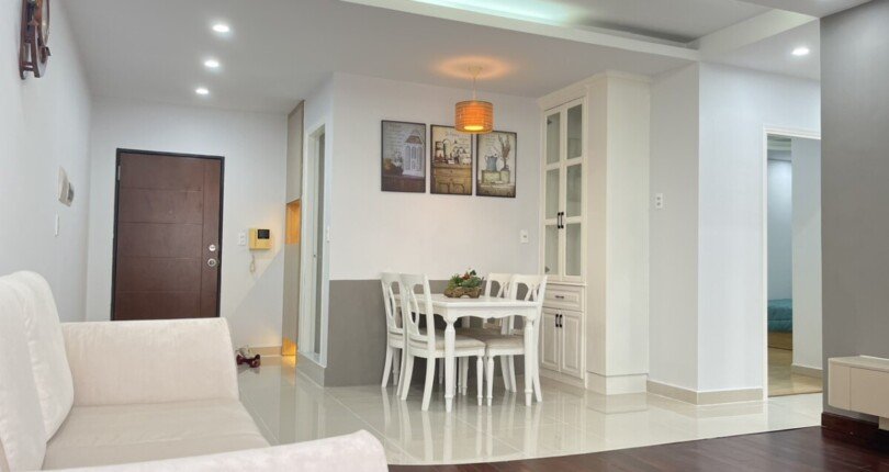ban can ho sky garden 3 8 1 810x430 - Bán nhanh căn hộ Sky Garden 3. DT 70m2 View không bị chắn, Nhà đẹp- rất thoáng- 2 Phòng- Nội thất mới- Giá 2.950 Tỷ