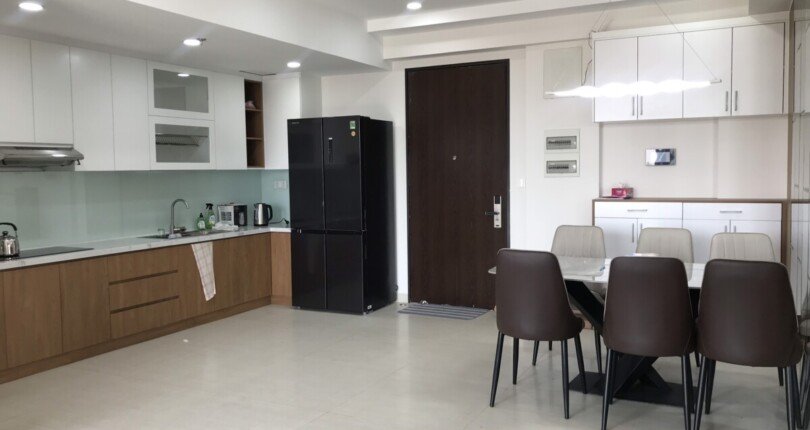 bep can ho ban 6 810x430 - Bán căn hộ chung cư Urban Hill, 108m2, căn góc, giá, 8.8 tỷ, nội thất đầy đủ, nhà đang có hợp đồng thuê.