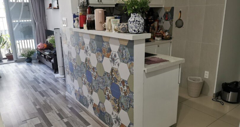 bep can ho ban 8 810x430 - Bán căn hộ chung cư Scenic Valley 1, 02pn, tầng 9 , giá 3.9 tỷ, nội thất đầy đủ, view nội khu.