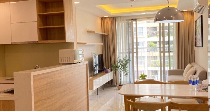 hinh anh bep can ho can ban 4 810x430 - Bán căn hộ chung cư Scenic Valley 1, 02pn, view hồ bơi, giá 4 tỷ, nội thất đầy đủ, nhà có hợp đồng thuê.