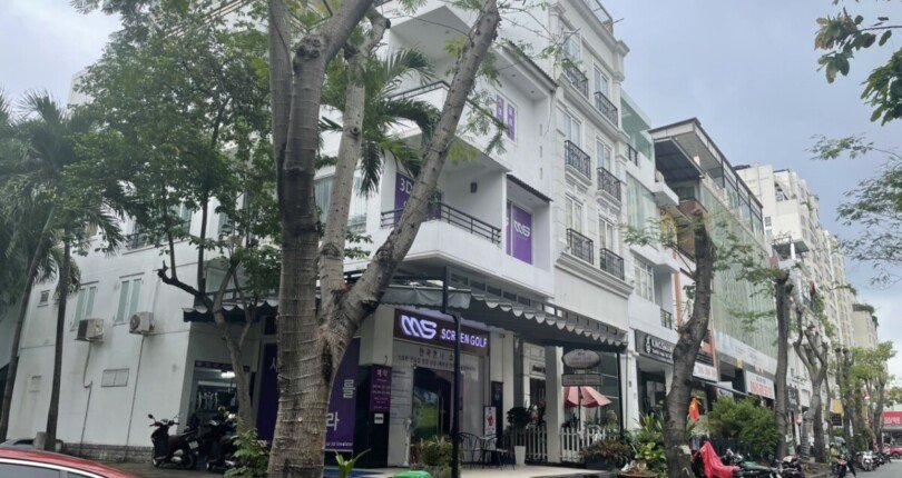 hinh anh mua ban toa nha chdv goc cong vien noi khu hung gia t9 2023 810x430 - Mua bán tòa nhà căn hộ dịch vụ góc công viên nội khu Hưng Gia t9/2023 giá 39 tỷ rẻ nhất thị trường