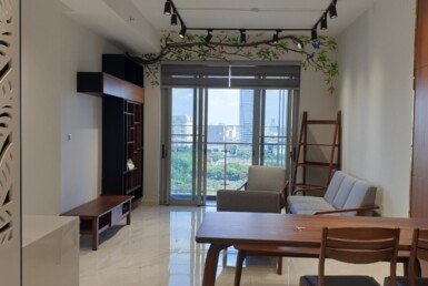 hinh-anh-phong-khach-can-ho-ban