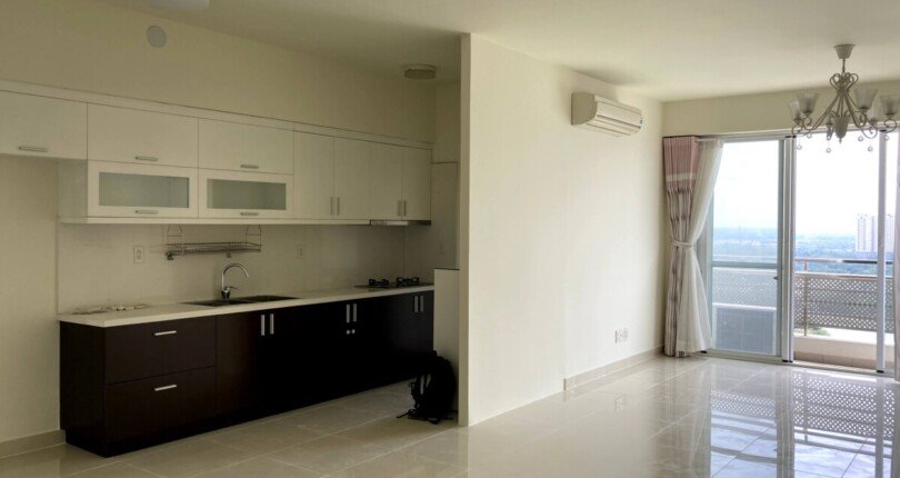 hinh anh phong khach va bep 810x430 - Mua bán căn hộ Riverpark Residence block C T9/2023 giá rẻ